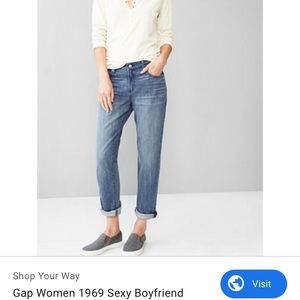 🌻GAP SEXY BOYFRIEND JEANS🌻